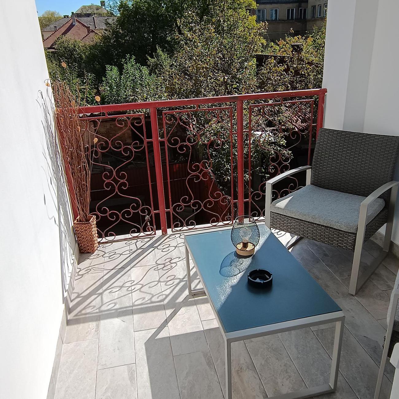 Check-In Kaya Hotell Sibiu Eksteriør bilde